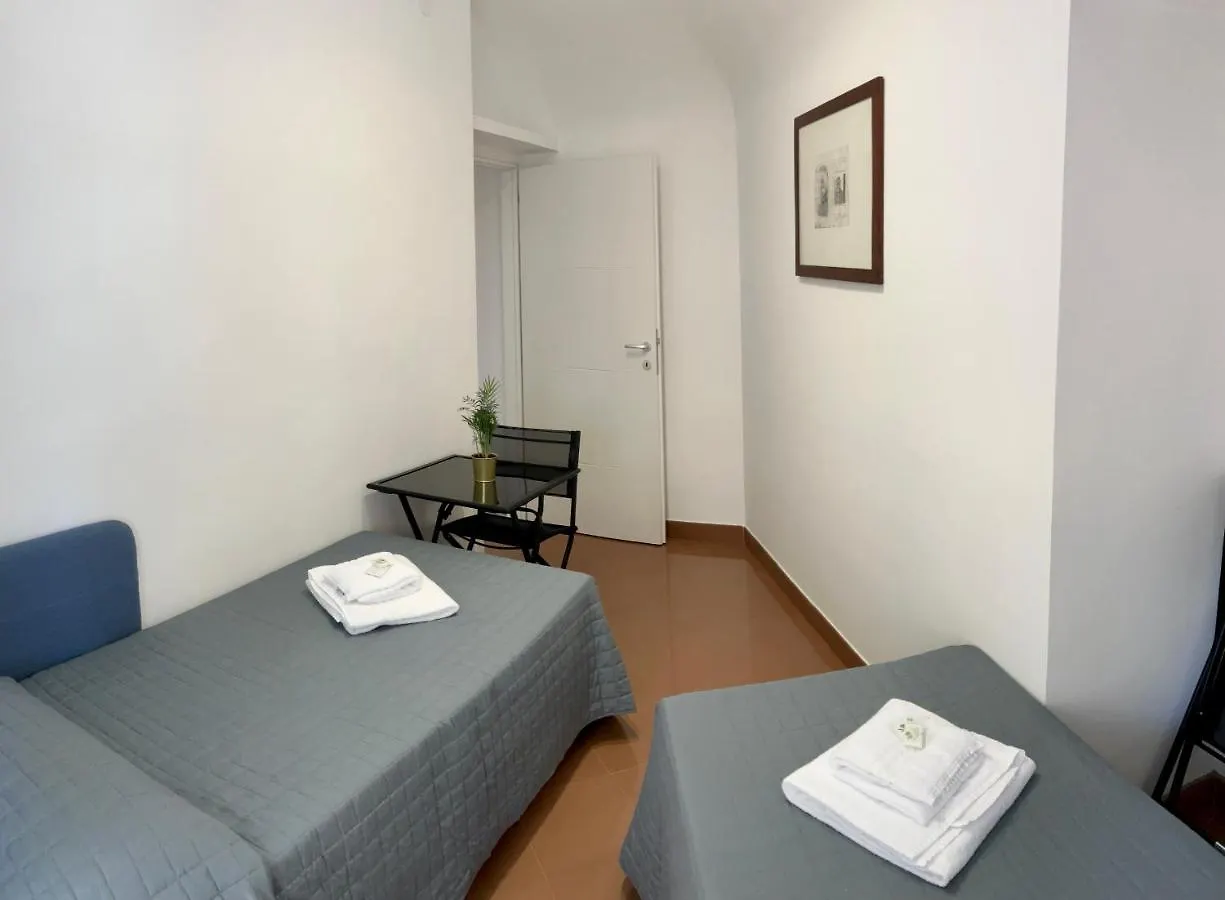 Apartment Suite Esq Rome Italy